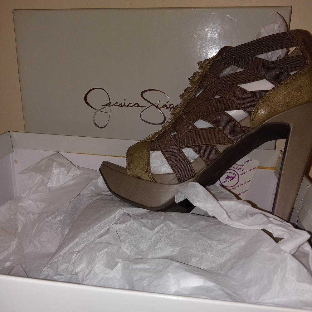 Jessica Simpson Tan and Brown Strappy Heels